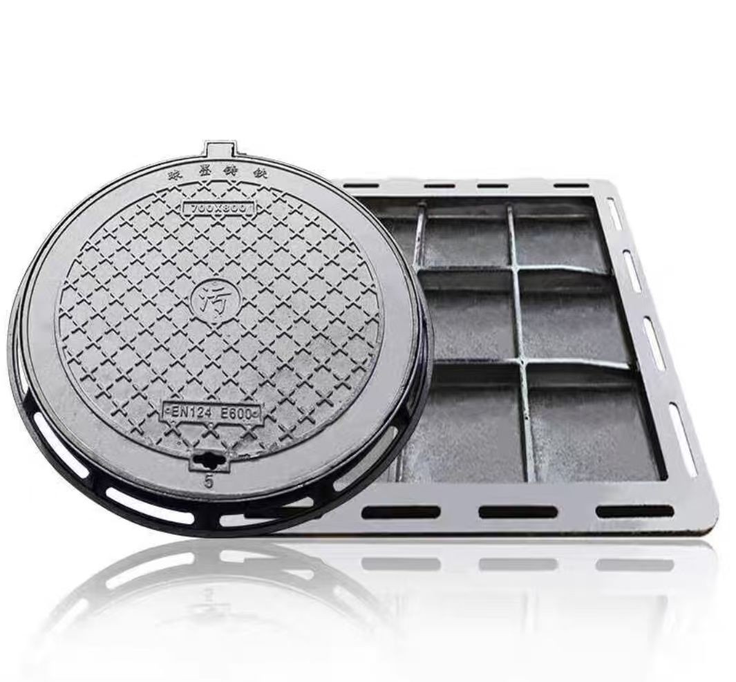 Hinged Manhole Cover Hinged Manhole Cover